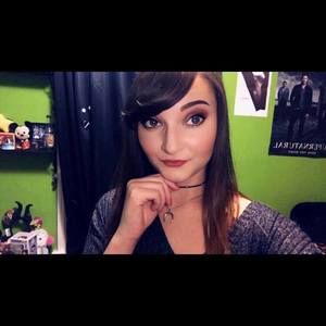 Meet your Posher, Brie